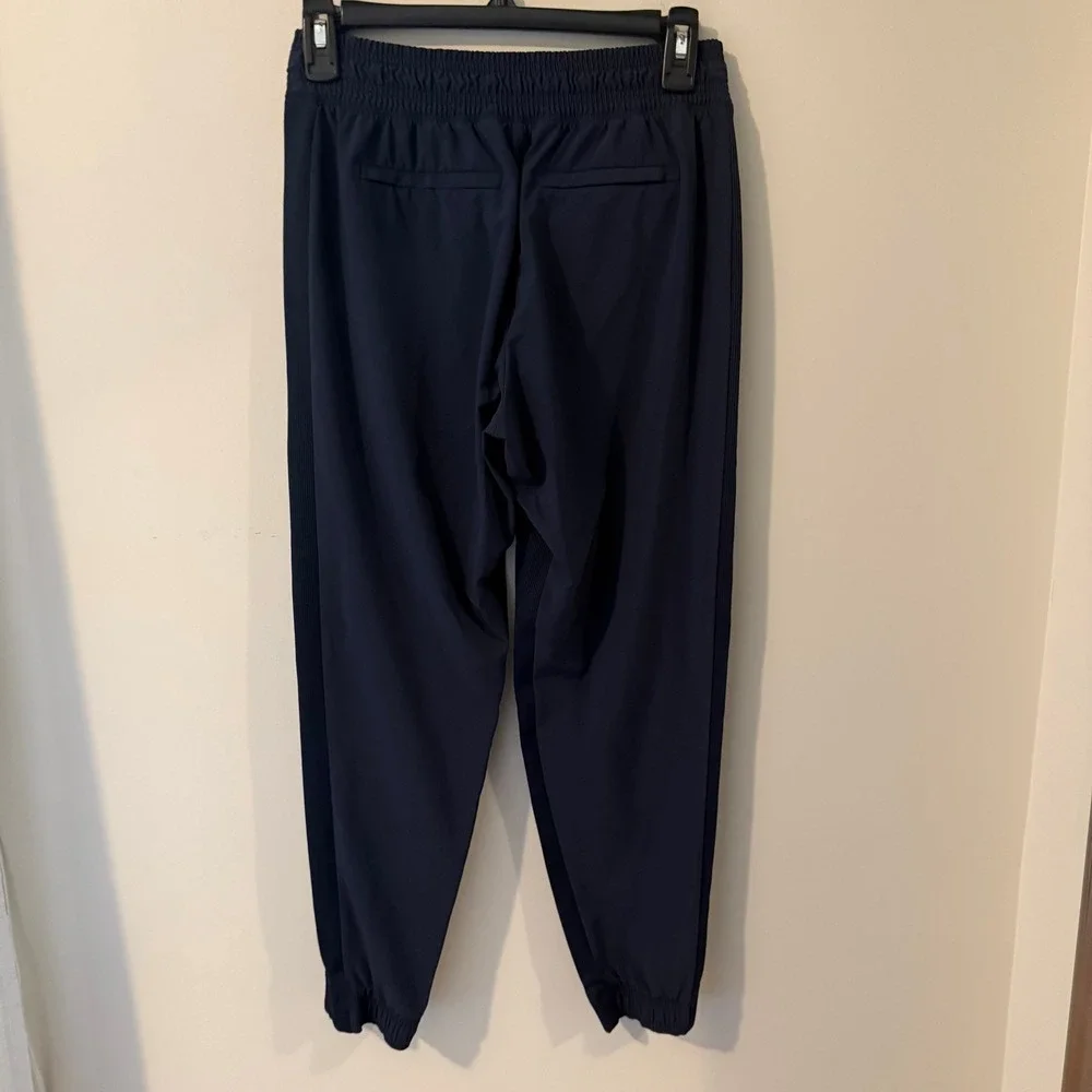 Athleta Navy Blue Jogger Pants Ribbed Side Panel Tapered Petite 2P RN 54023